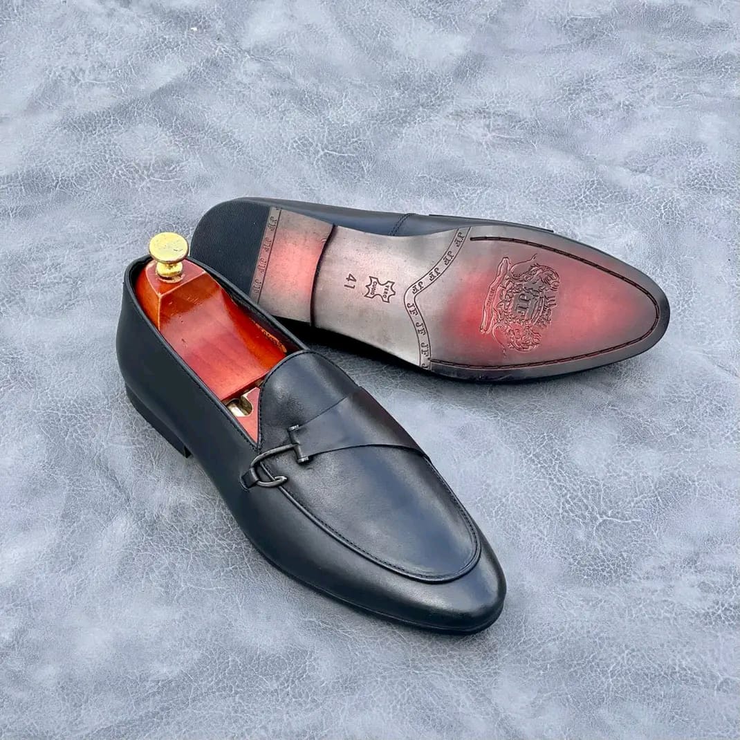High quality black official leather shoes