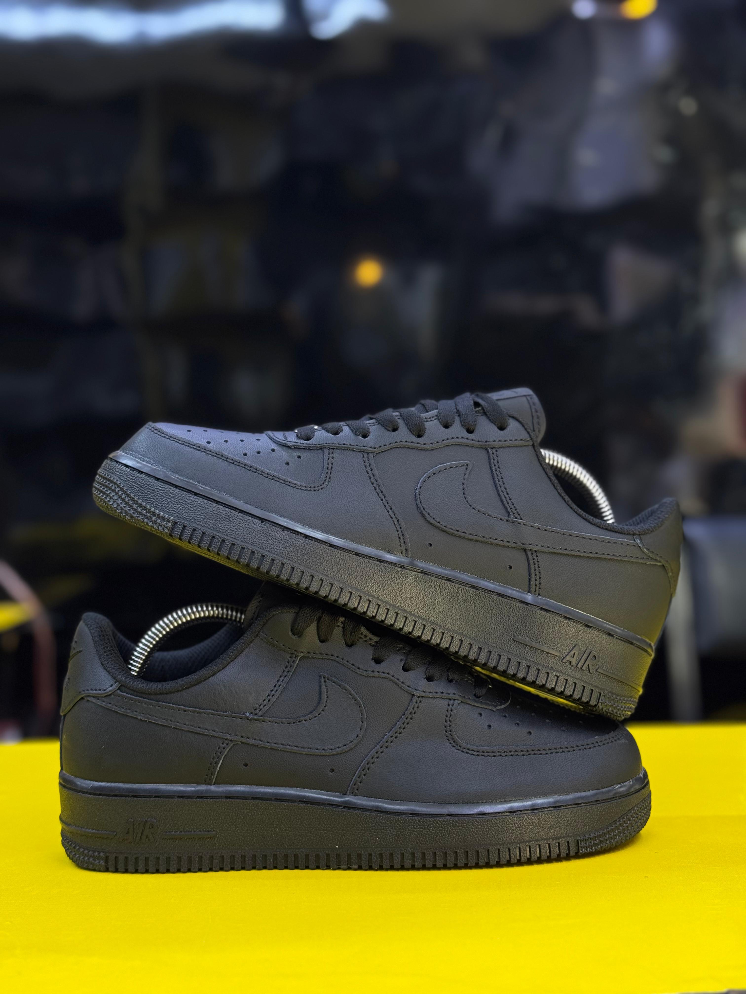 Nike Airforce 1 low Sneakers - Black Double Sole