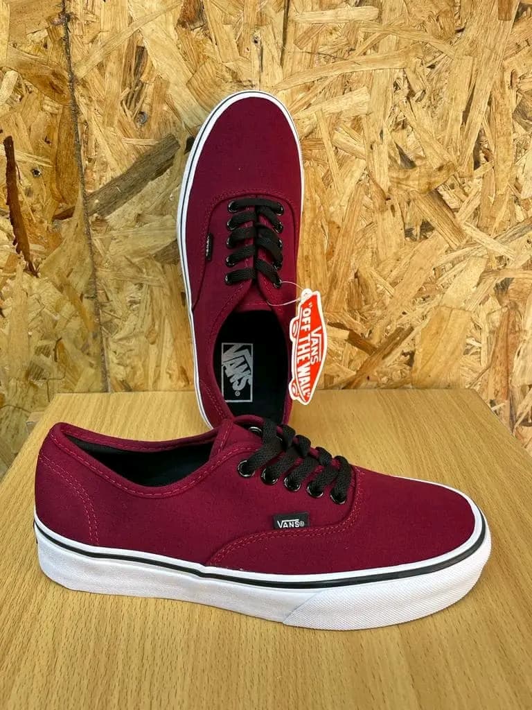 Double Sole Vans of the Wall Sneakers Plain Maroon - White Sole