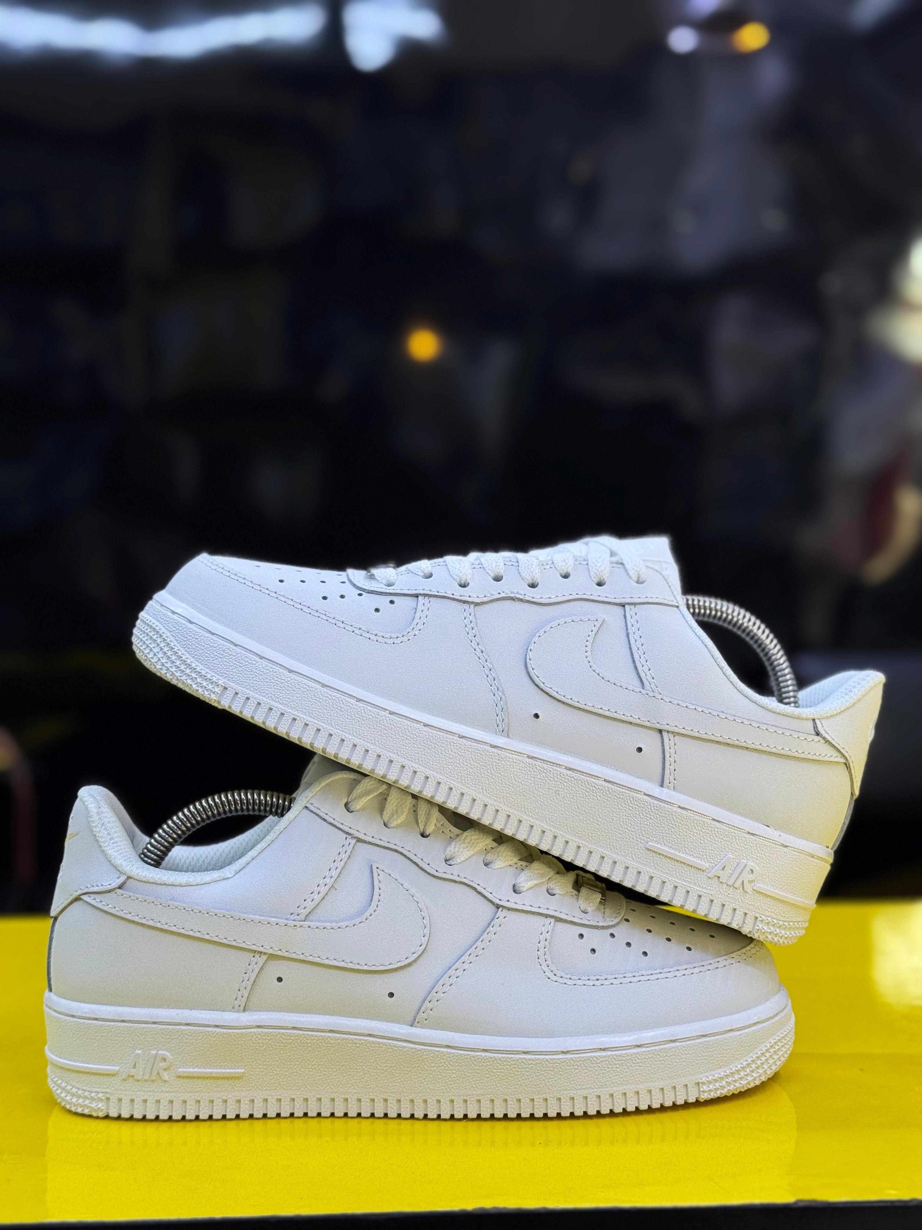 Nike Airforce 1 low Sneakers - White Double Sole