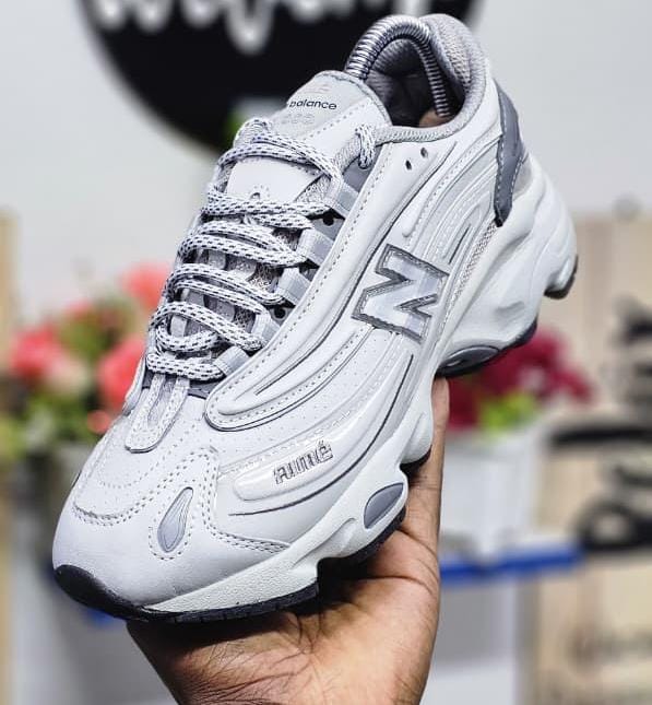 The New Balance 1000 White/Grey Matter/Slate Grey